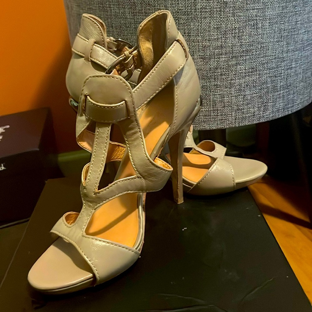LAMB size 9